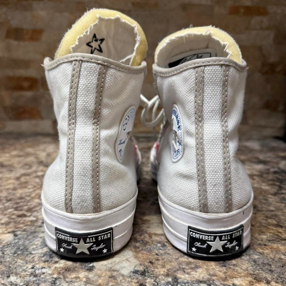 White and red Converse Chuck Taylor All Star Hi trainers with thick tongue - Picture 4 of 7